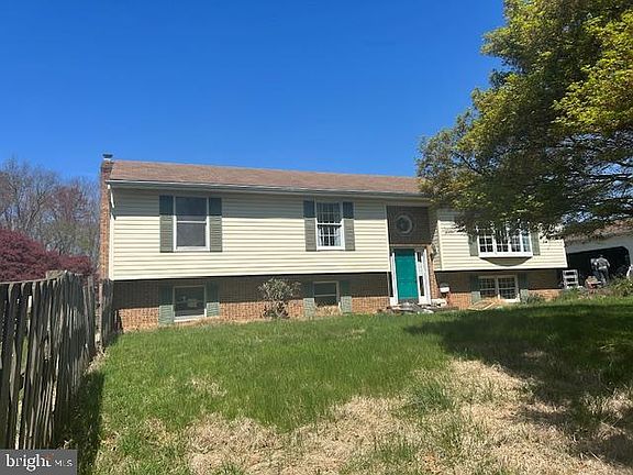 2nd image of 3832 Prospect Rd
