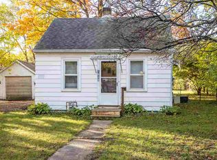 1640 Michigan Dr, Evansdale, IA 50707