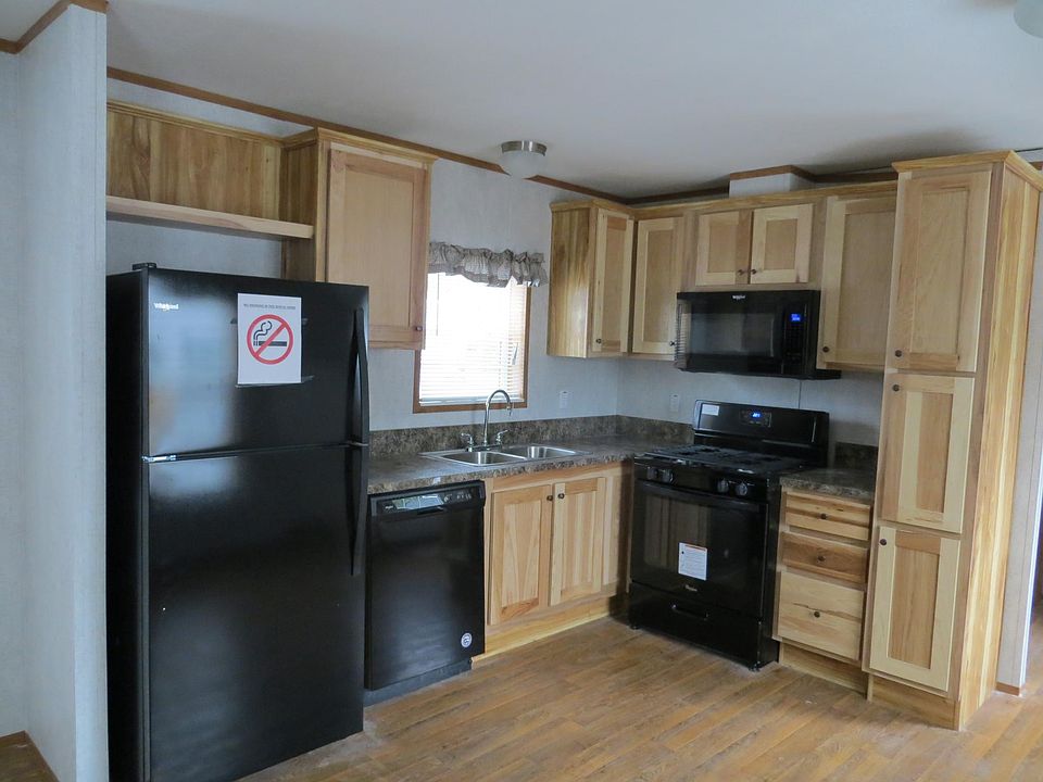 2nd image of 235 Halfmoon Cir