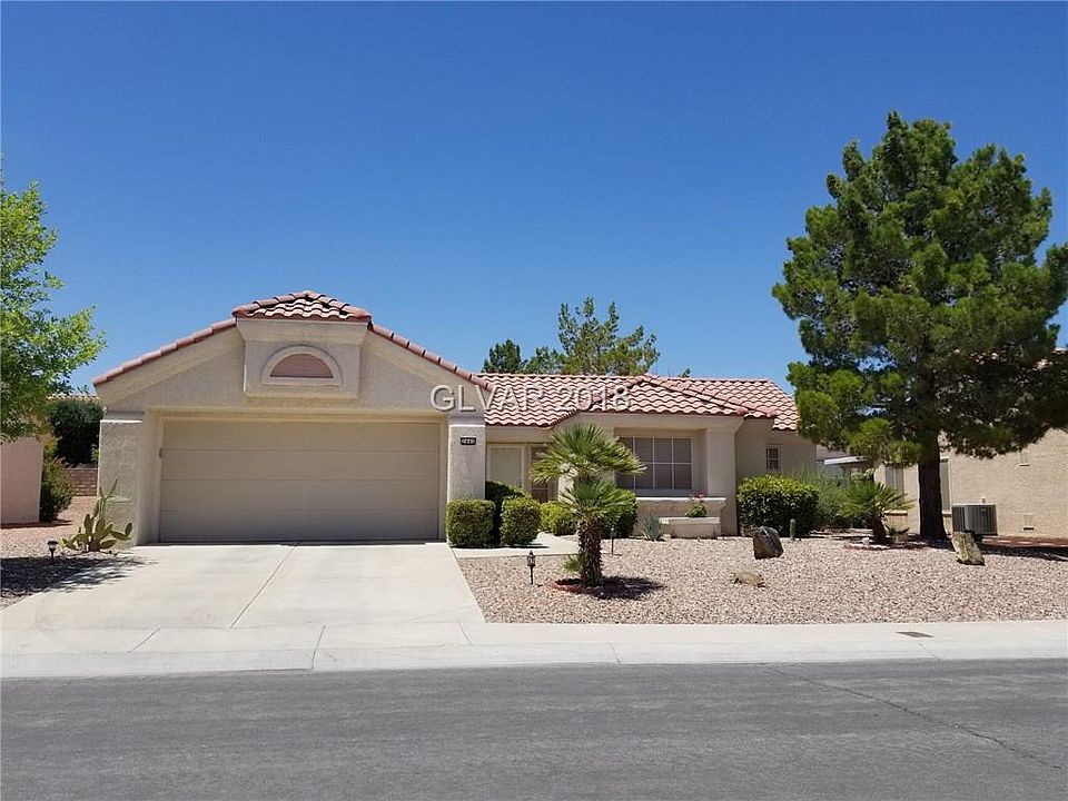 1st image of 2445 Desert Sands Dr
