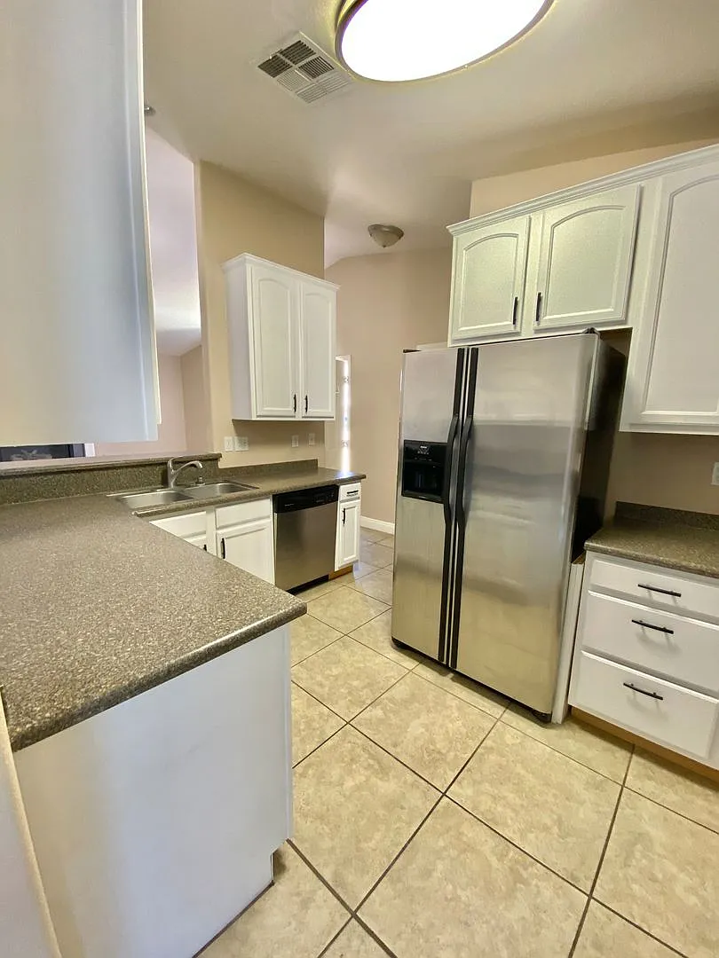Beautiful Home In Twentynine Palms — Photo 4