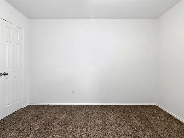 13221 Galaxy Dr — Photo 20