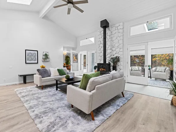 11659 Pamela Dr, Grass Valley, CA 95949