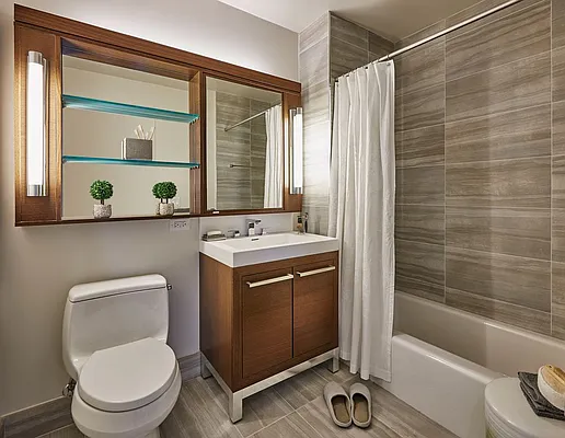 Rented by The Durst Organization | media 43