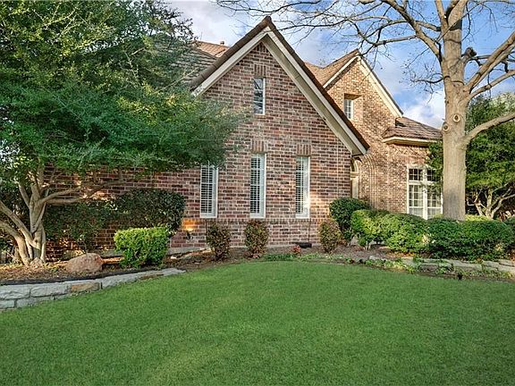 3rd image of 3156 Hampshire Ct
