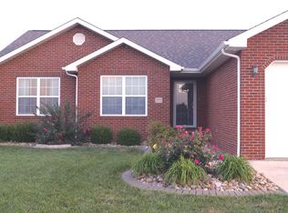 944 W 2nd St, Aviston, IL 62216