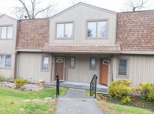 1 Pheasant Walk #1, Peekskill, NY 10566