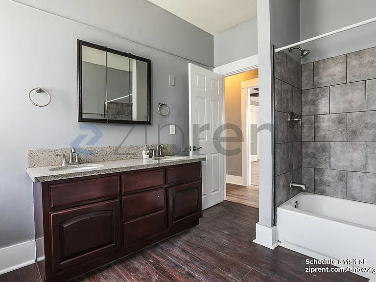 5001 S Budlong Ave — Photo 32