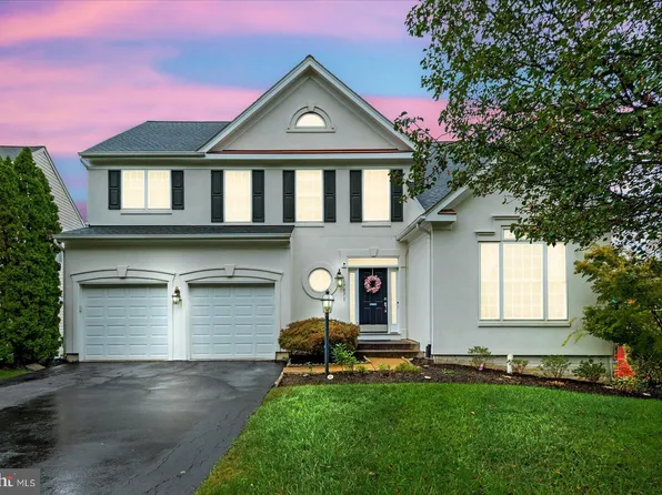 17071 Anns Brook Ct, Woodbridge, VA 22191