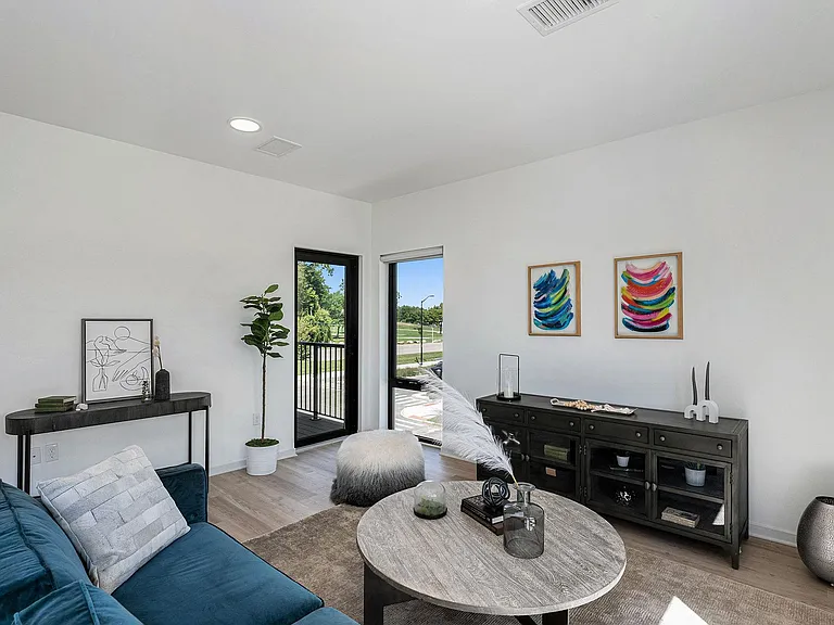 7410 Kercheval Ave #201 — Photo 11