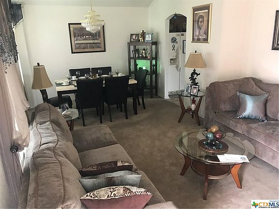 3rd image of 5207 Bridle Dr