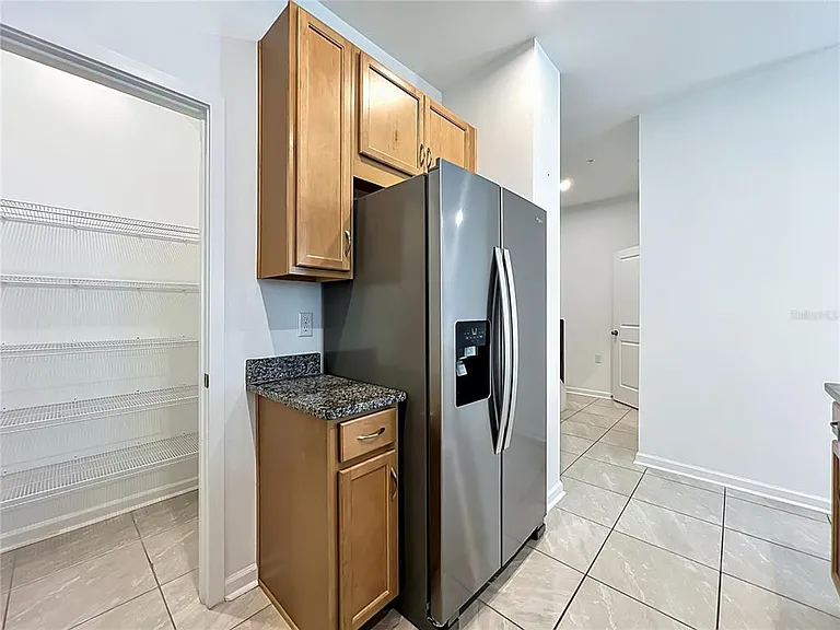 9848 Walkway Dr — Photo 13