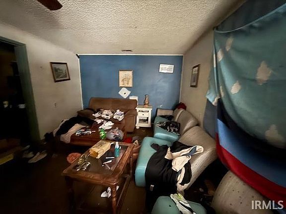 5th image of 1011 N Orris Dr