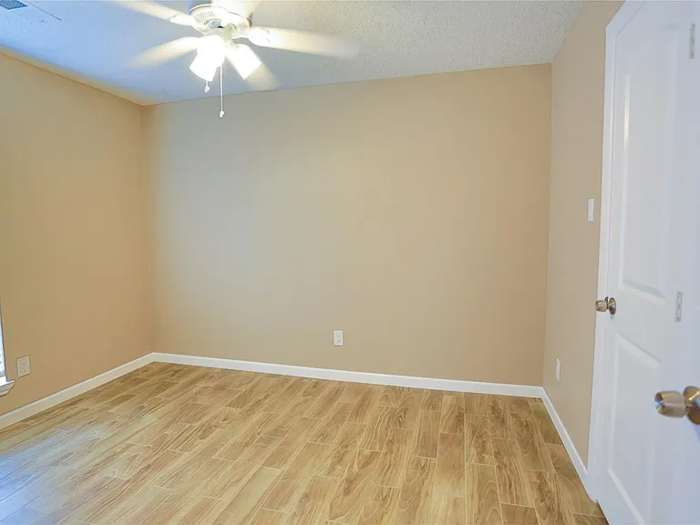 7007 Glen Rosa Dr — Photo 20