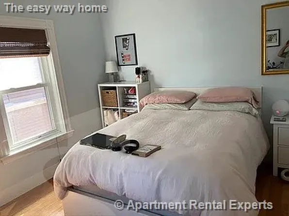 91 Porter St #2, Somerville, MA 02143
