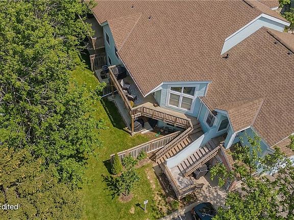 3rd image of 1210 Thorpe Rd #418