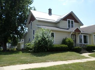 310 W Nott St, Tomah, WI 54660