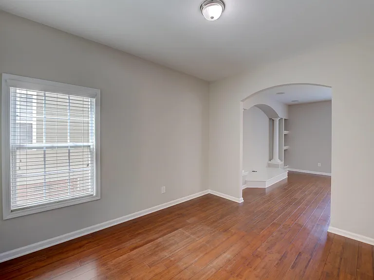 129 Herrick Ct — Photo 21