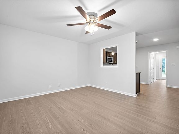 5th image of 941 Wall St