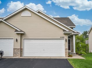 21588 Evergreen Trl, Rogers, MN 55374