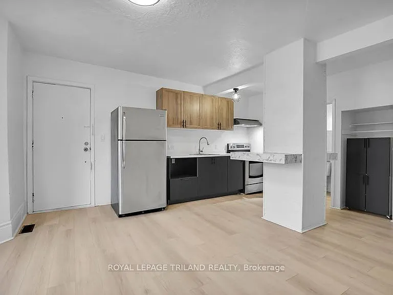 21 Jessie St #2 — Photo 3
