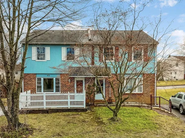 452 Delphi Ct, Downingtown, PA 19335