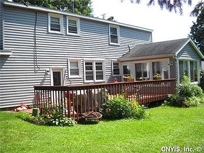 5th image of 8229 Exeter Dr