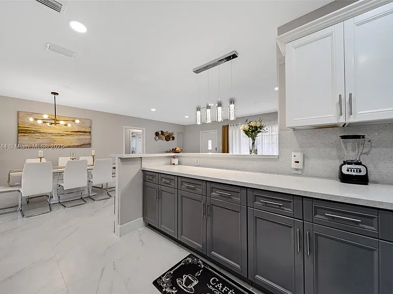 241 Oceanic Ave — Photo 10