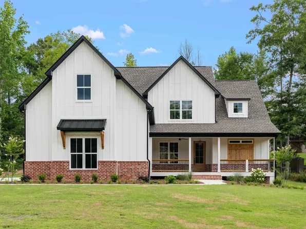 1271 Valley St, Pell City, AL 35128