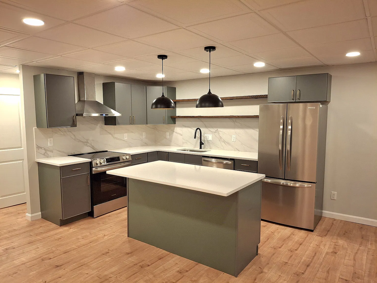 1 bed, 1020 sqft, $2,100 — Photo 4