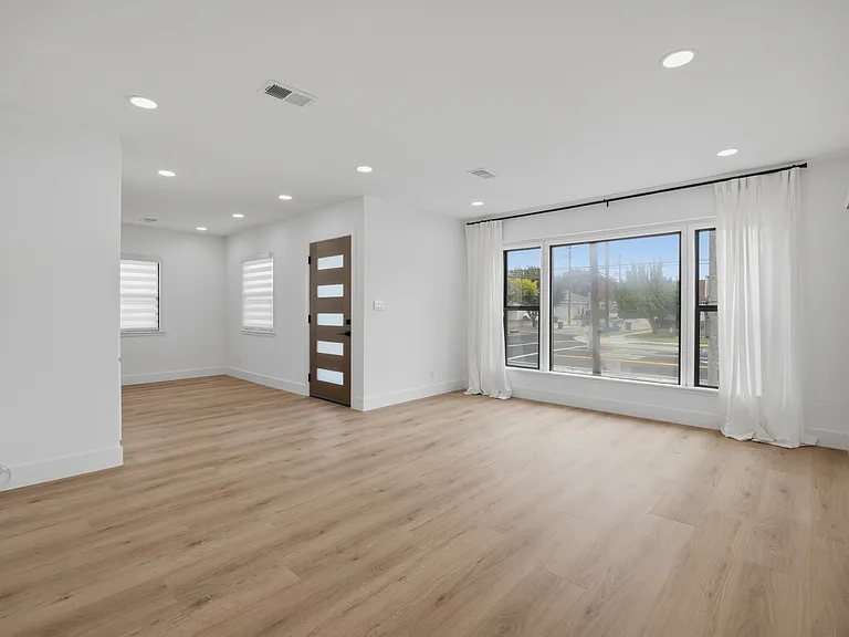 4463 Palo Verde Ave — Photo 22