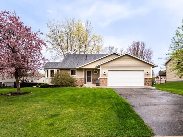 8352 168th St W, Lakeville, MN 55044