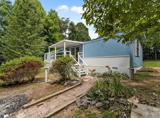 1969 Coopers Loop Ext, Morganton, NC 28655