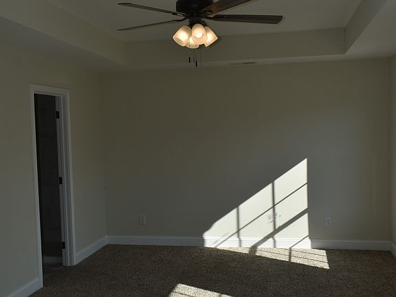 4th image of 79 Chestnut Hl Lot 79