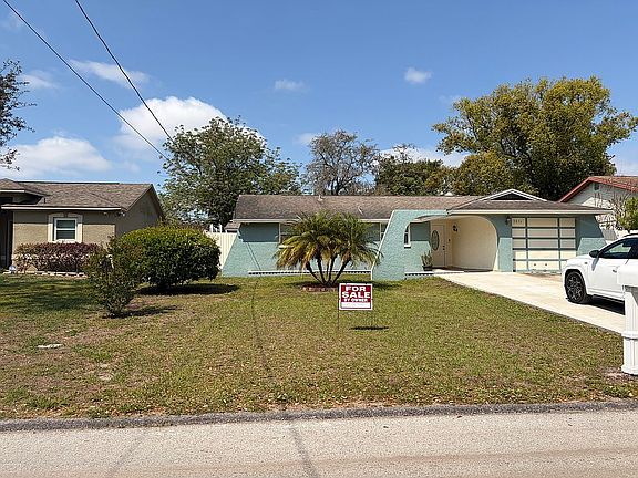 3rd image of 9816 N Connechusett Rd