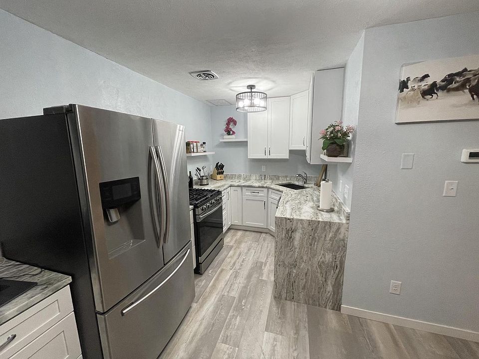 1st image of 1531 West Edgerton AVENUE #G