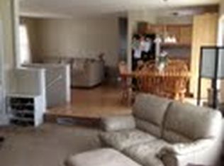 2830 Midland Dr SE, Grand Rapids, MI 49506