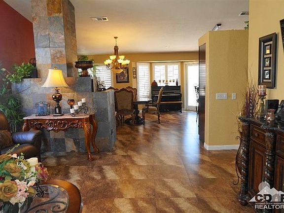 4th image of 45240 Palmwood Dr