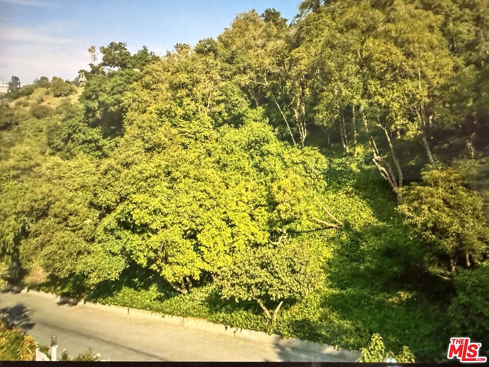 1st image of 10676 Somma Way