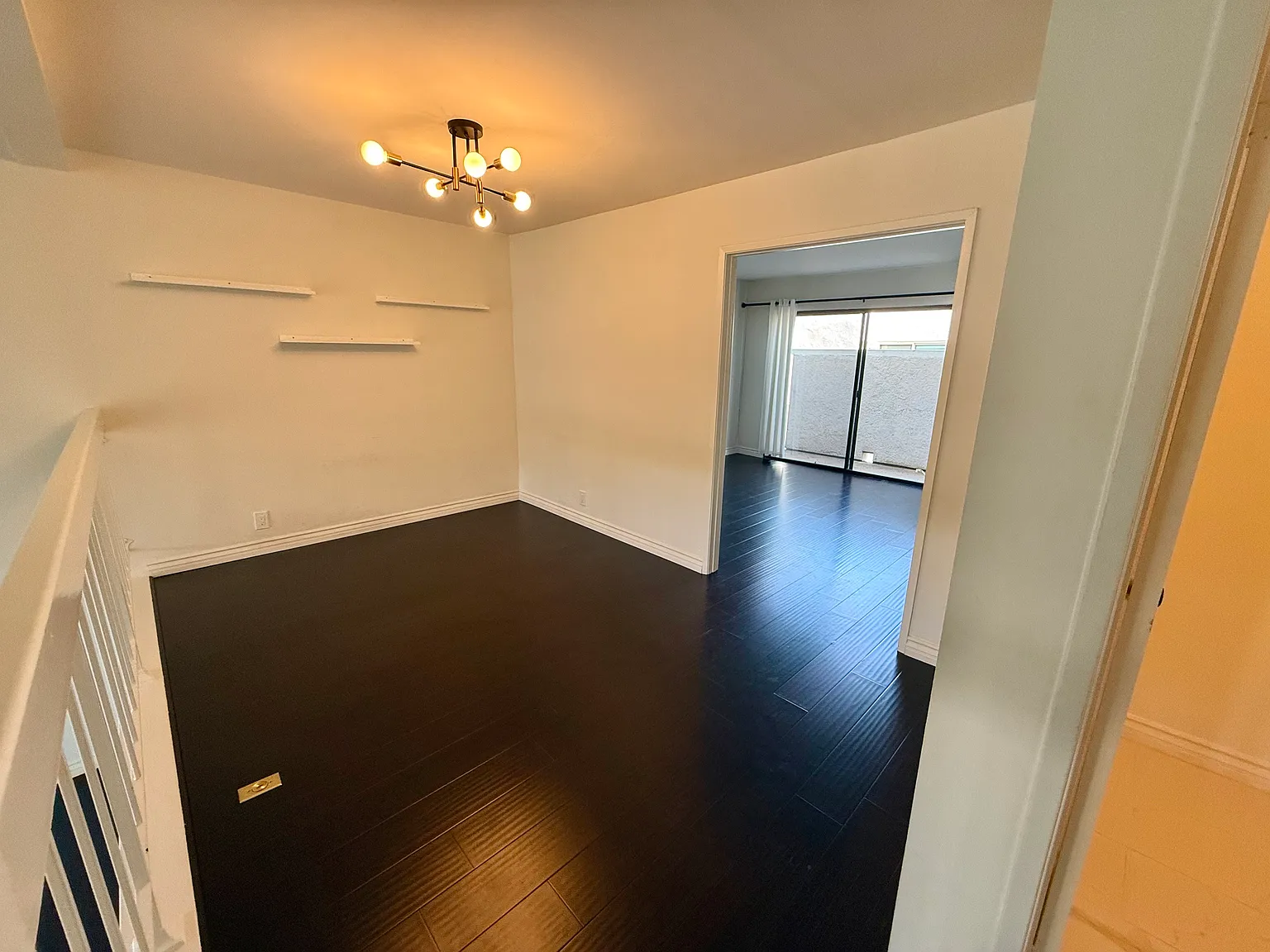 3 bed, 2.5 bath, 1652 sqft, $4,200 — Photo 4
