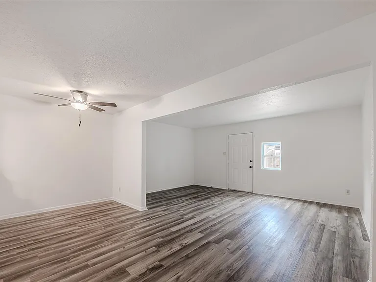 1803 Country Village Blvd — Photo 25