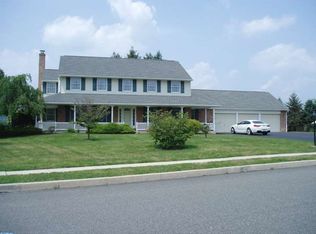 2891 Burton Dr, Gilbertsville, PA 19525