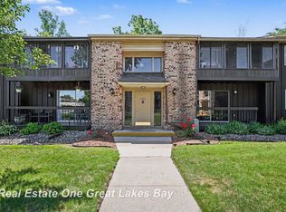 6091 Western Dr, Saginaw, MI 48638