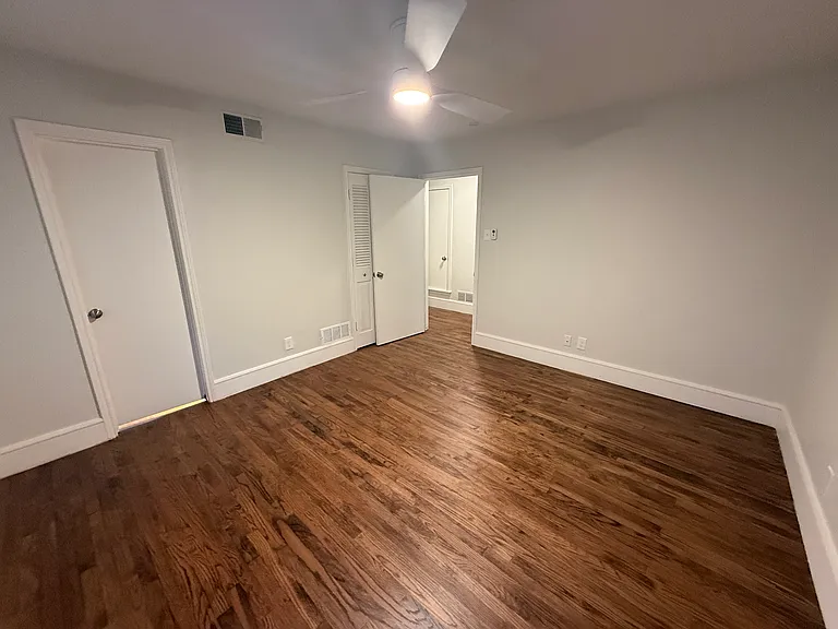 6911 Gateridge Dr — Photo 23