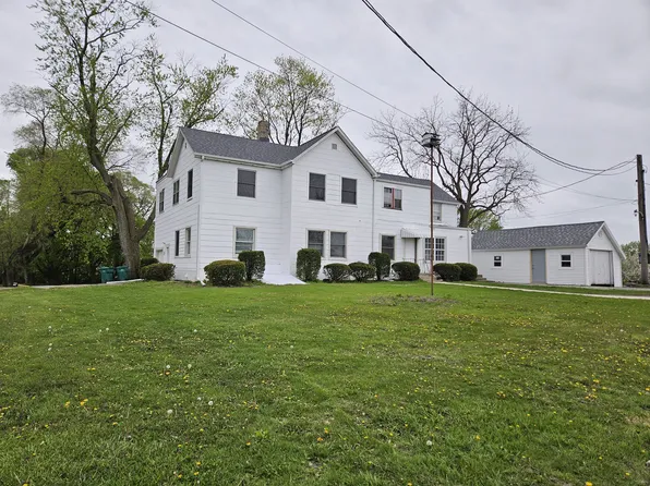 5886 Harrison St #2R-3, Merrillville, IN 46410