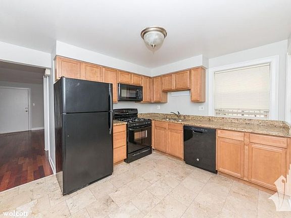 5th image of 4540 N Wolcott Ave #216