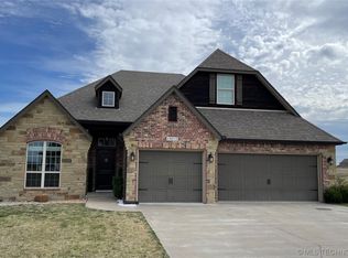 14215 N 35th East Ave, Skiatook, OK 74070