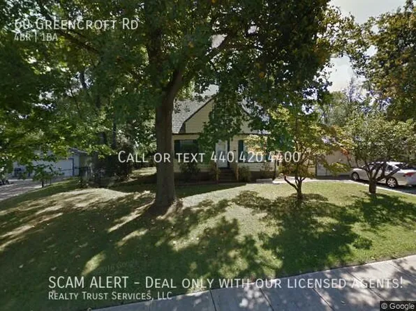 60 Greencroft Rd, Bedford, OH 44146