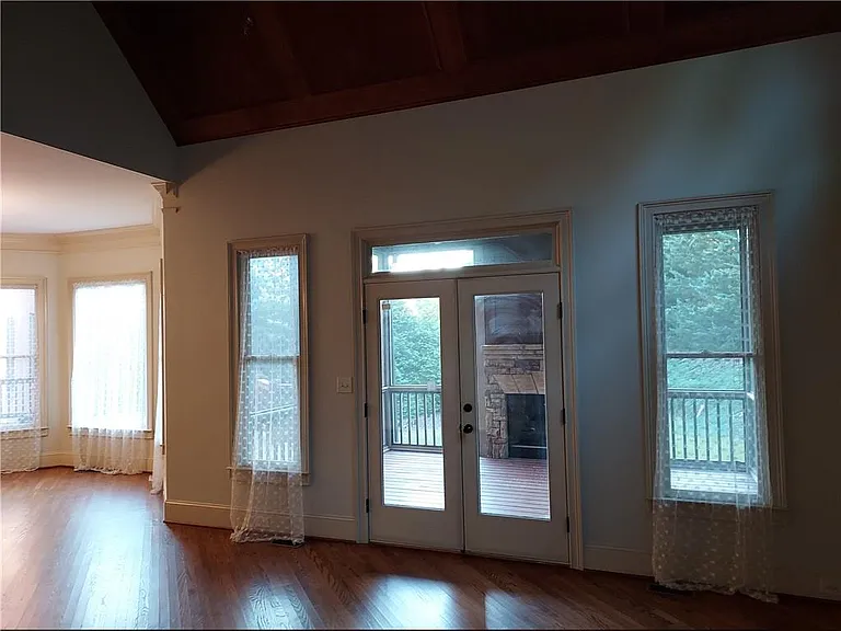 3930 Carissa Trce — Photo 10