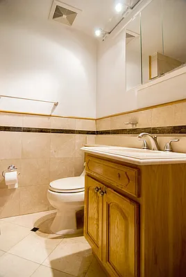 Rented by WAM Partners - William Moses Co. | media 52